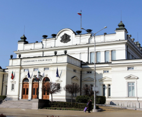 България в извънредно положение до Цветница