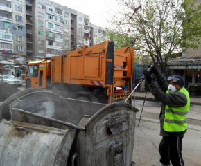 Дезинфекцират улиците на Пловдив