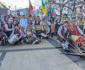 Кукерската група на Ямбол е единствената, отличена с две награди от "Сурва" в Перник