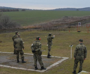 Медал за Ямбол от турнир по военна стрелба в Хасково