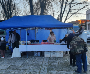 Младежи от тунджанското село Роза търсят вариант за инвестиране на пари от благотворителност