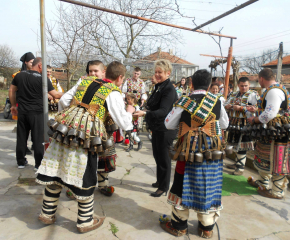 Отлагат кукерските игри в Козарево