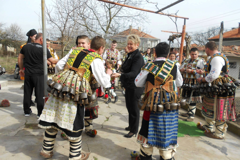 Отлагат кукерския празник в Козарево. „Поради създалата се ситуация и усложнената здравна обстановка Кукерския празник в с.Козарево, общ."Тунджа" се отлага...