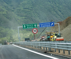 Планират забрана на тежкия трафик в малките населени места