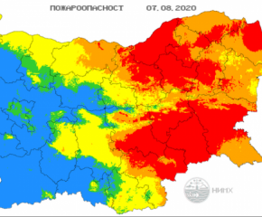 Пожари изпепелиха къщи и трактори