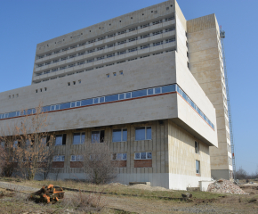 Реално започна доизграждането на „Новата болница” в Ямбол (Видео)