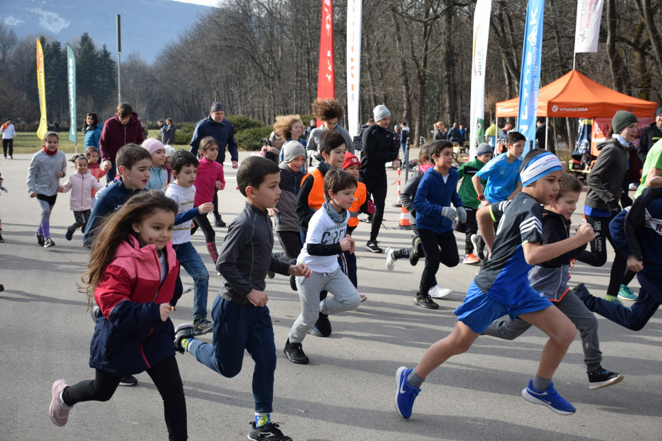 Най-голямата структура за организирано бягане в България 5kmrun стартира и в Сливен, научи 999 от създателя инициативата Георги Станоилов. Началото ще...