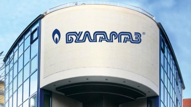 Цялото ръководство на "Булгаргаз" е сменено в края на работния ден в петък. Решението е на Българския енергиен холдинг. На мястото на Николай Павлов като...