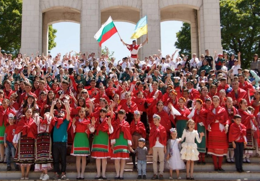 Сънародниците ни в Украйна също отбелязват днес националния ни празник. Чрез медиите те изпратиха специален поздравителен адрес към всички българи. В него...