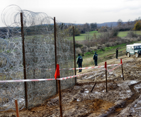 Военни помагат на граничните полицаи на границата ни с Турция