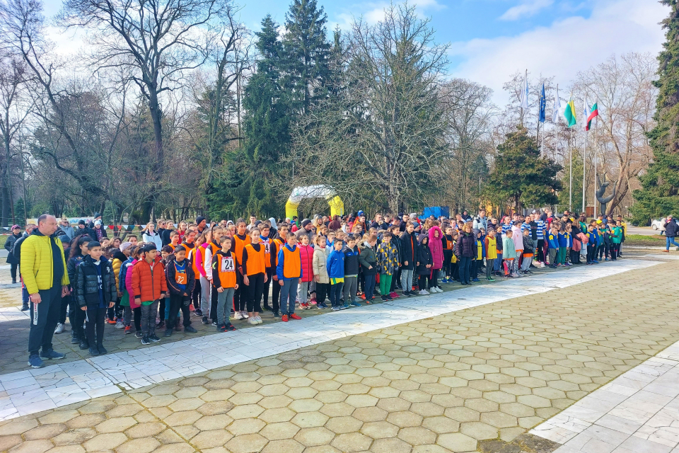 На 2 март, сряда, на алеята пред Спортна зала „Диана“ в Градския парк на Ямбол се проведе традиционната лекоатлетическа щафета „Освобождение“, посветена...