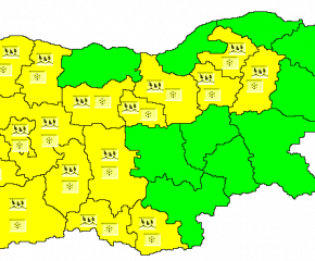 Жълт код за снеговалежи е обявен в 17 области
